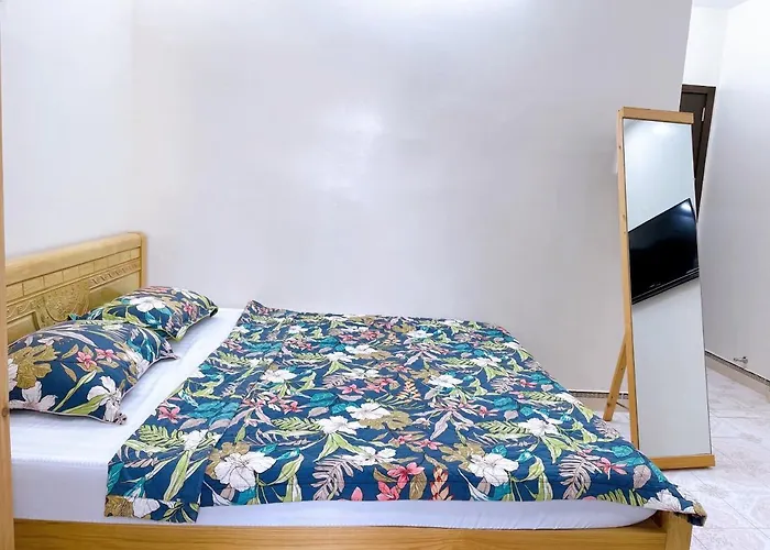 Xoai Xanh Hostel & Villa